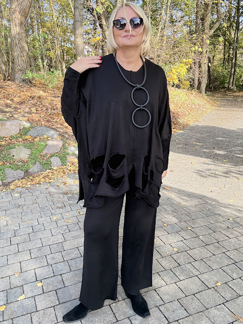 Komplet ze spodniami MICHALINA CZARNY